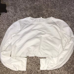White long sleeve crop top